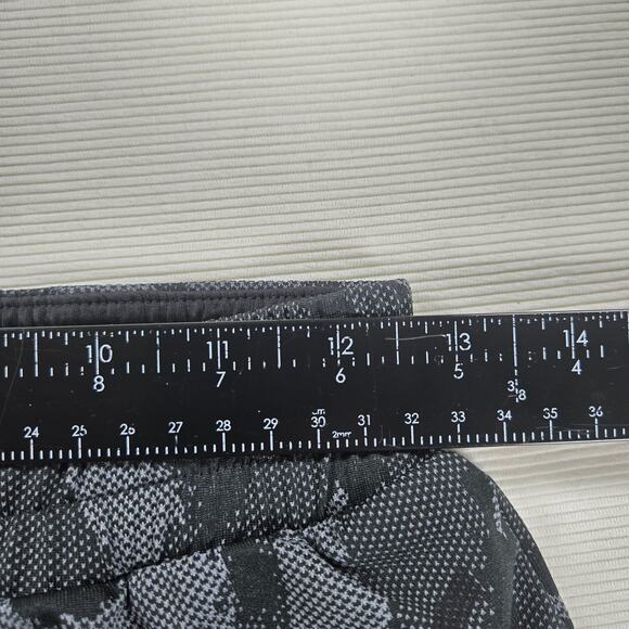 Gymshark Power‎ Loose Black Camo Athletic Shorts Women's Size Small - Picture 4 of 6